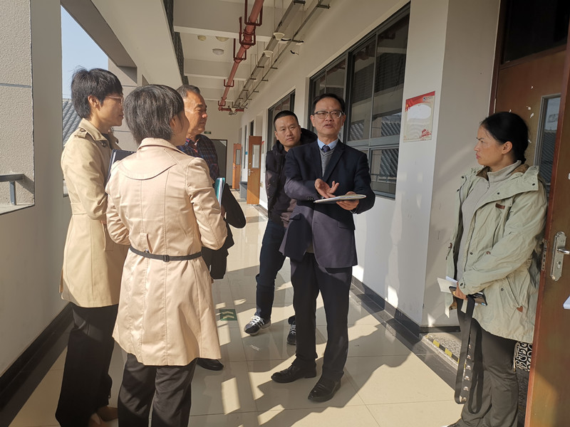 C:Documents and SettingsAdministrator桌面领导听课（磨课）1_副本.jpg