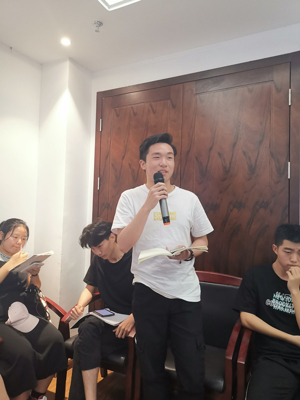 C:Documents and SettingsAdministrator桌面学生座谈会2_副本.jpg